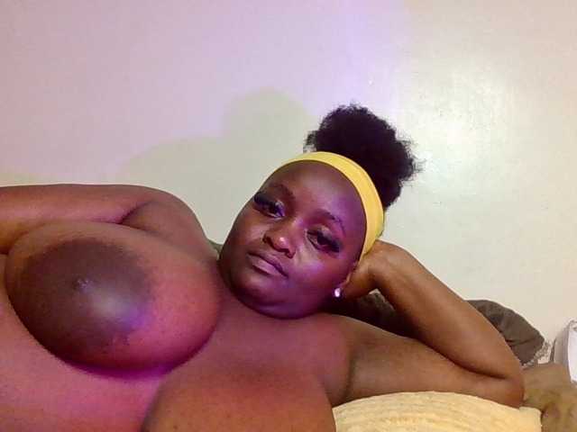 Wildebony1 live cam on BongaCams
