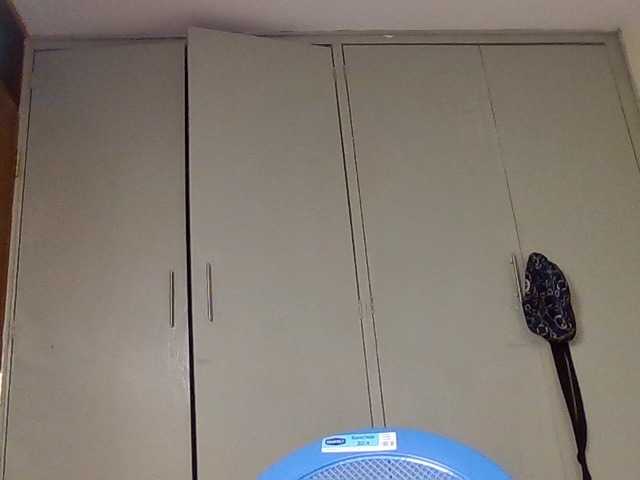 Wildebony1 live cam on BongaCams