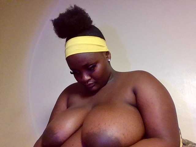 Wildebony1 live cam on BongaCams