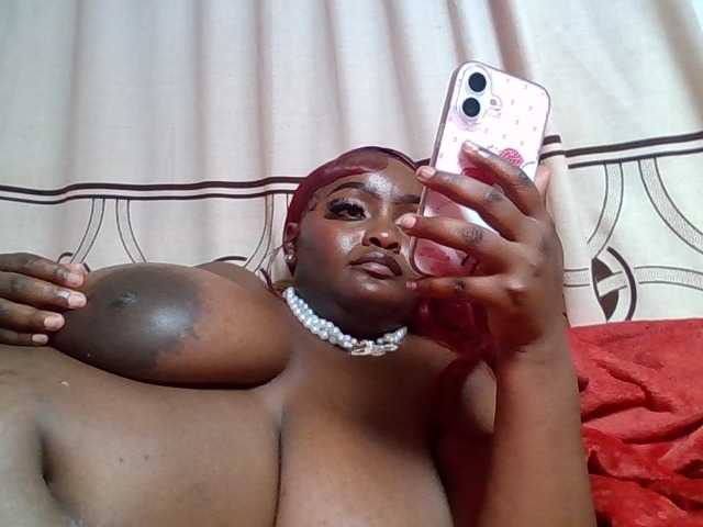 Wildebony1 live cam on BongaCams