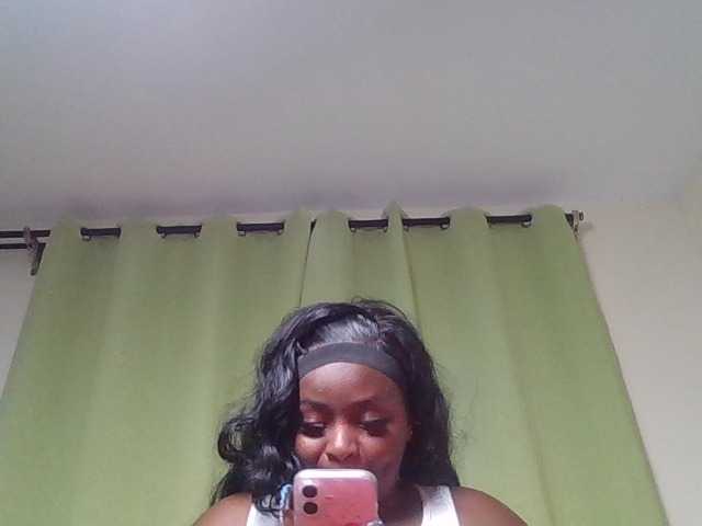 Wildebony1 live cam on BongaCams