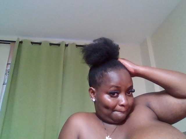 Wildebony1 live cam on BongaCams