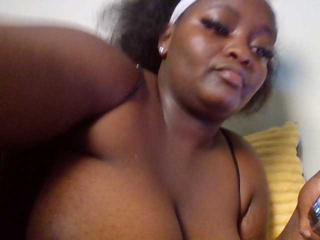 Wildebony1 live cam on BongaCams