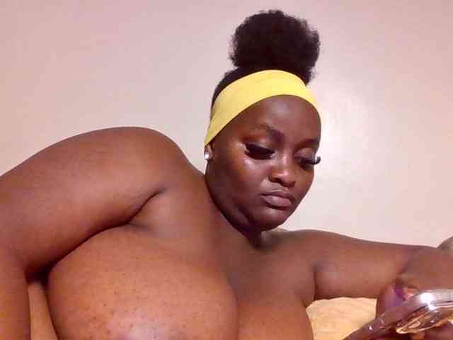 Modella: Wildebony1