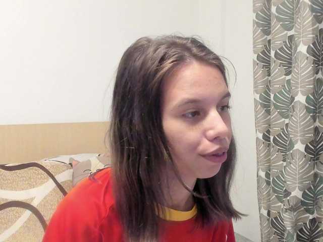 EmmaPetite live cam on BongaCams