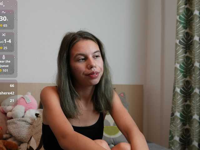 EmmaPetite live cam preview