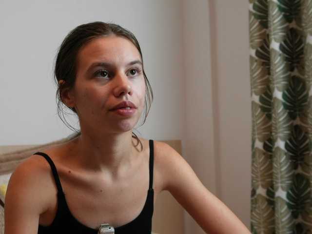 EmmaPetite live cam on BongaCams