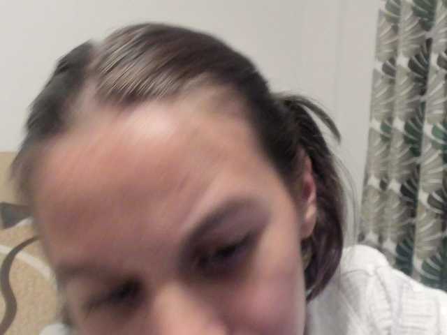 EmmaPetite live cam on BongaCams