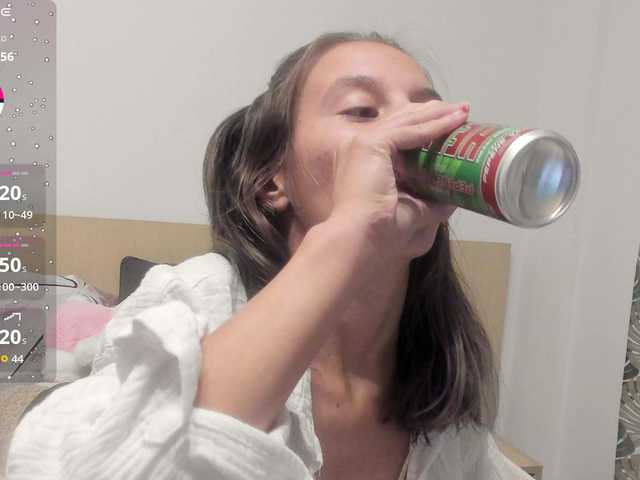 EmmaPetite live cam on BongaCams