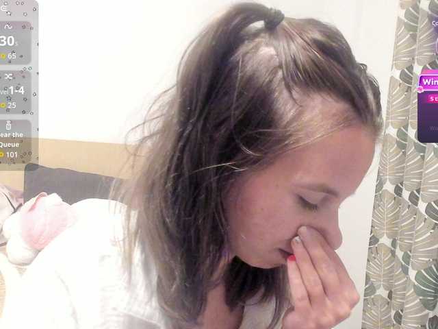EmmaPetite live cam on BongaCams
