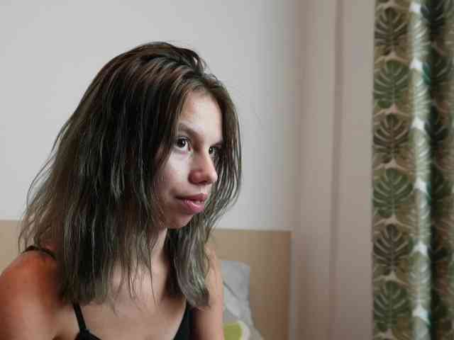 EmmaPetite webcam