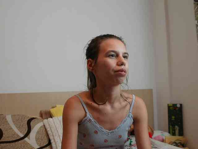 EmmaPetite