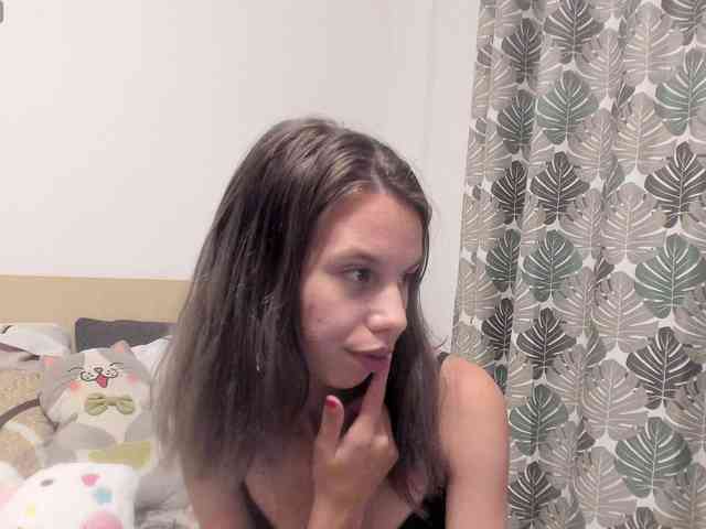 EmmaPetite webcam
