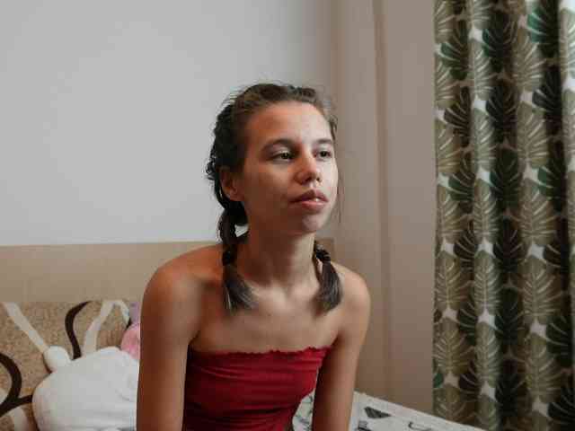 EmmaPetite