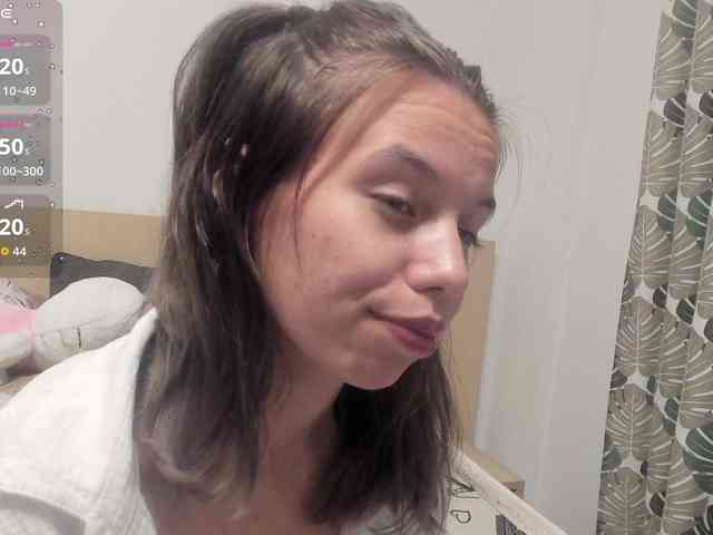 EmmaPetite webcam