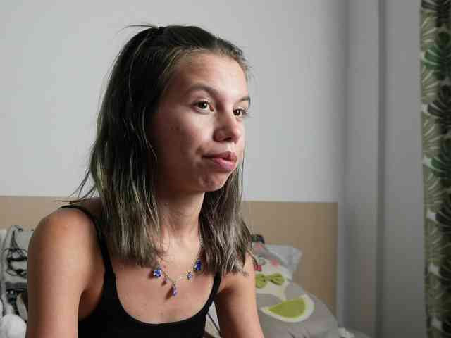 EmmaPetite webcam