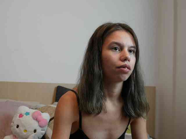 EmmaPetite webcam