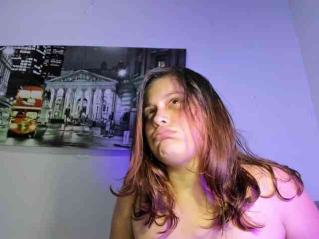 melani-and-fran webcam