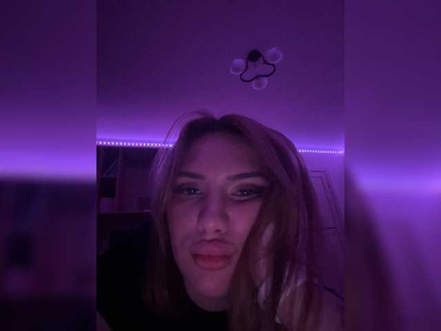 DavsegDa0 live cam on BongaCams