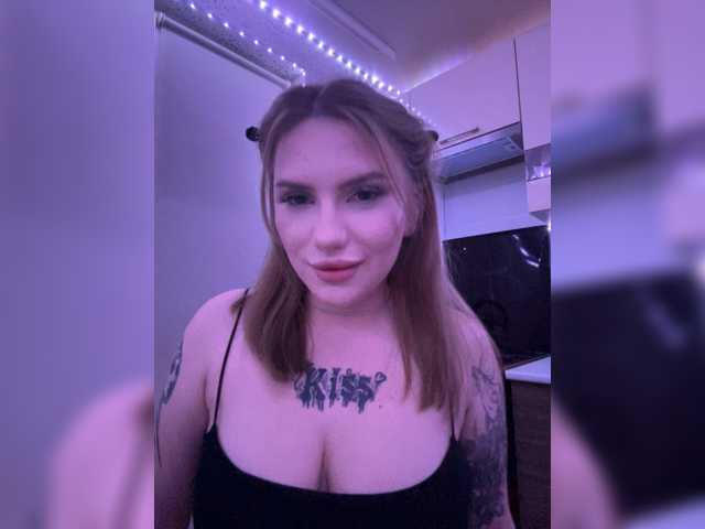 DavsegDa0 live cam on BongaCams