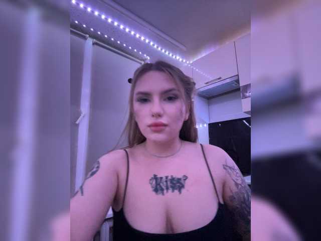 DavsegDa0 live cam on BongaCams