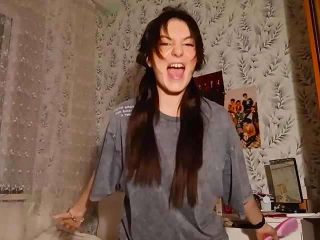 LaurieGunkel live cam on BongaCams