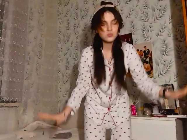 LaurieGunkel live cam on BongaCams