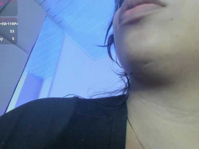 Hellen-garret live cam on BongaCams