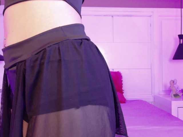 Amber-Foxx live cam on BongaCams