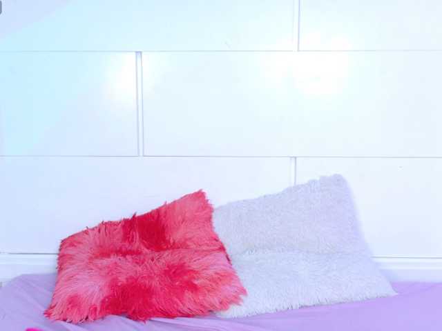 Amber-Foxx live cam on BongaCams