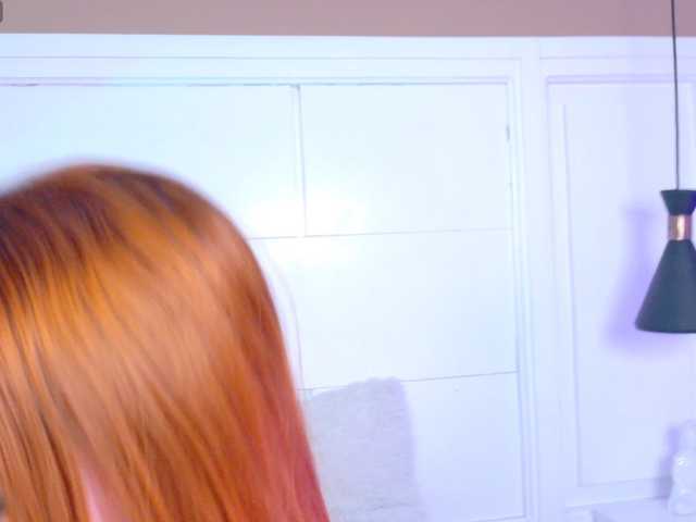 Amber-Foxx live cam on BongaCams