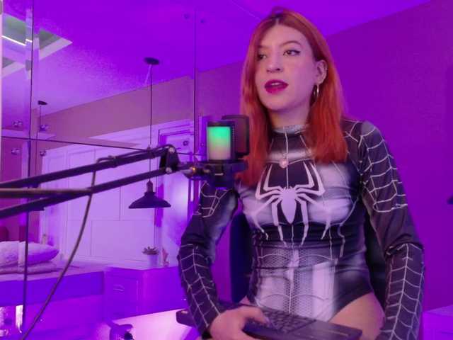 Amber-Foxx