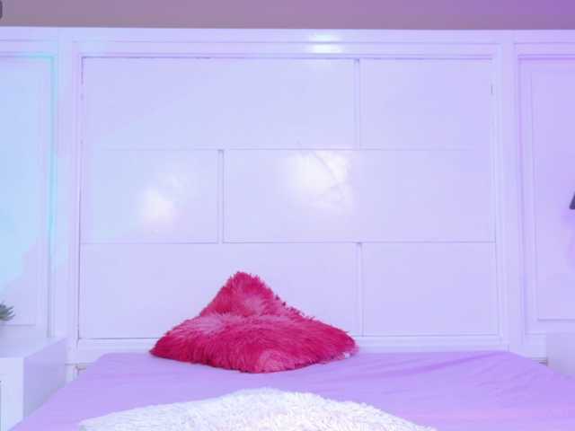 Amber-Foxx live cam on BongaCams