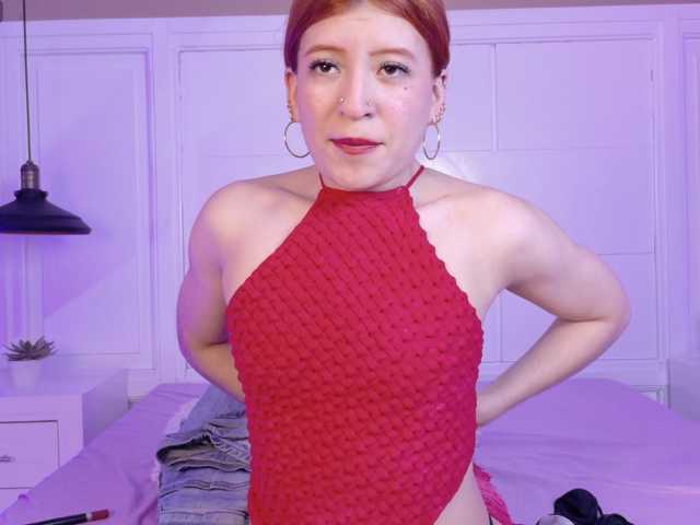 Amber-Foxx live cam on BongaCams