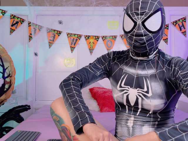 Amber-Foxx live cam on BongaCams
