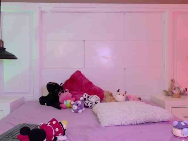 Amber-Foxx webcam