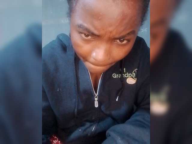 NaughtyGirl14a
