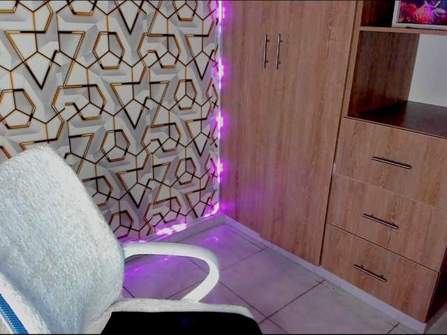 ZayaCarter live cam preview