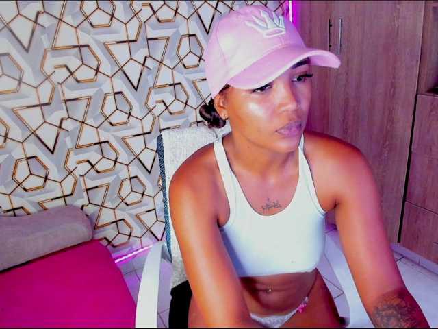 ZayaCarter live cam on BongaCams