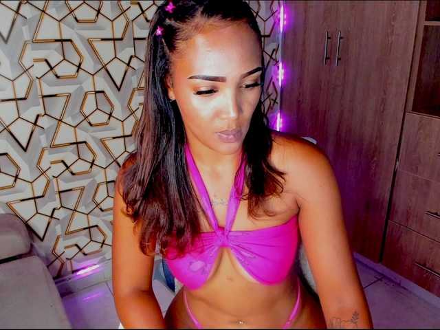 ZayaCarter live cam preview
