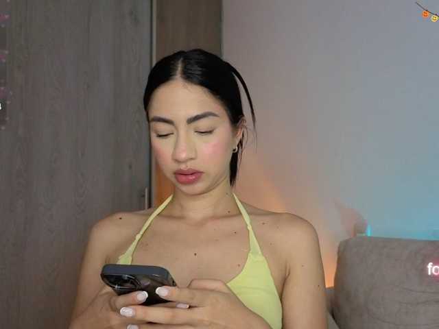 alannahh live cam on BongaCams