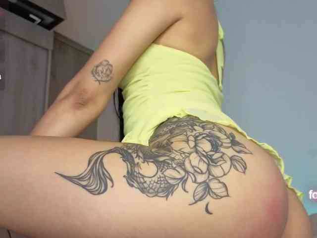 Modelo: alannahh
