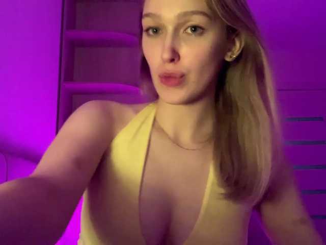 MilanaMurchik live cam on BongaCams