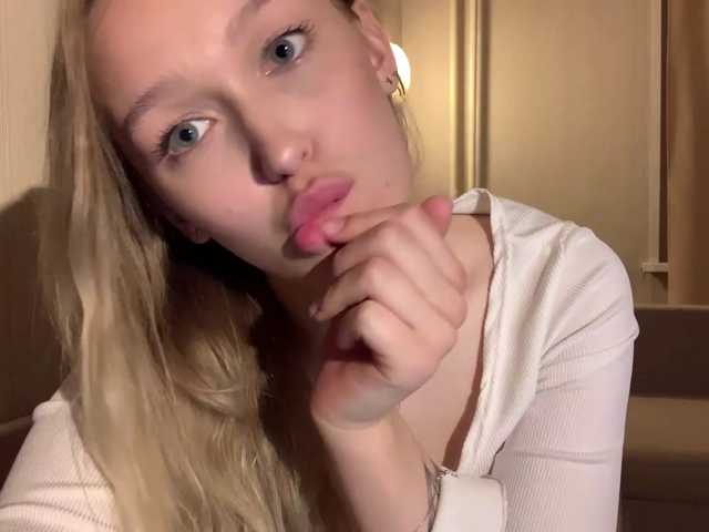 MilanaMurchik live cam on BongaCams