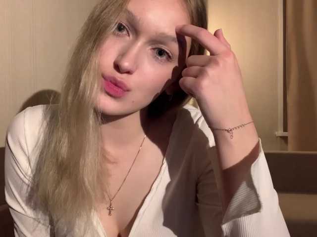MilanaMurchik live cam preview