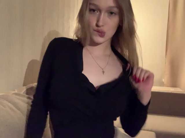 MilanaMurchik live cam on BongaCams