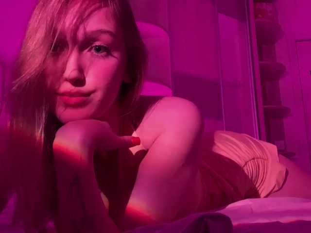 MilanaMurchik live cam on BongaCams