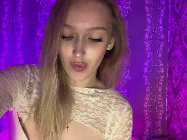 MilanaMurchik live cam on BongaCams