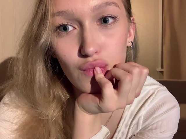 MilanaMurchik live cam on BongaCams