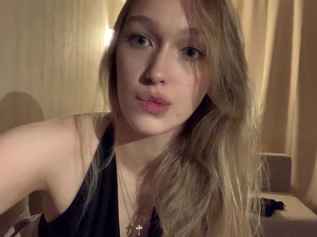 MilanaMurchik live cam on BongaCams